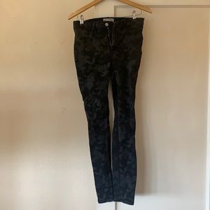 Free People camouflage black grey skinny jeans since 30